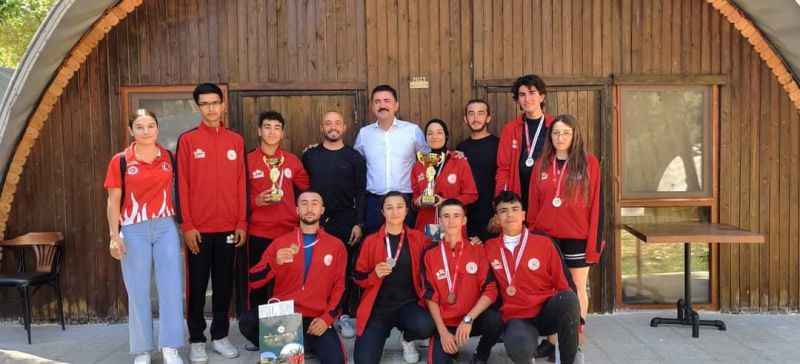 Anadolu Yıldızlar Ligi (ANALİG) Rafting Türkiye Birinciliği müsabakaları Tunceli'de gerçekleştirildi