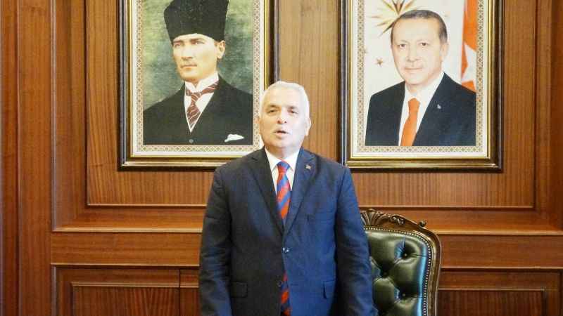 Yozgat'ta da görev yapmıştı. Aziz Yıldırım göreve başladı