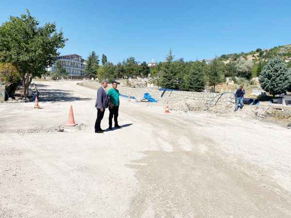 Yozgat Belediyesi tarafından Yurt caddesinde asfalt serimi başlıyor