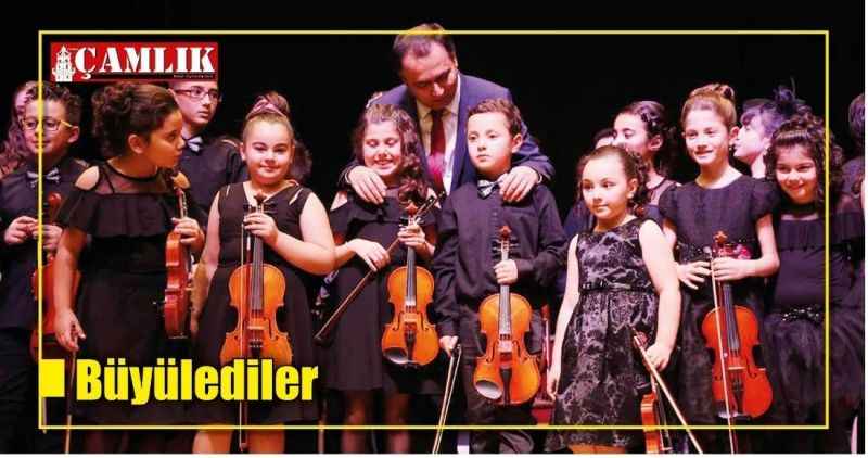Büyülediler