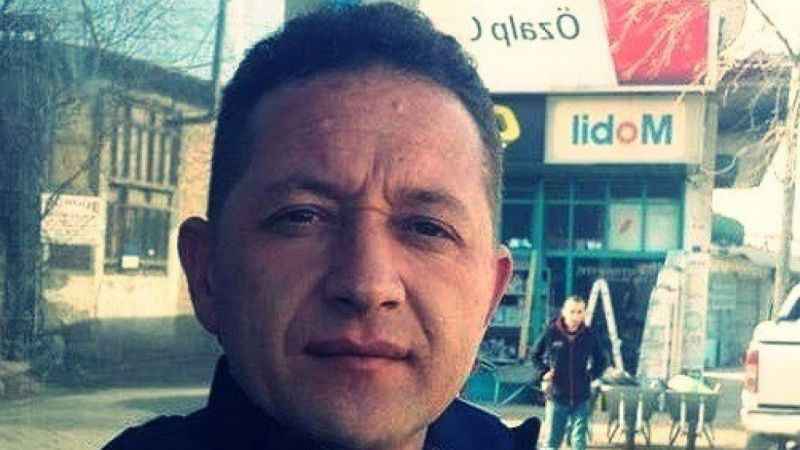 Başkent Ankara'da Saman yüklü kamyonet devrildi 1 kişi öldü