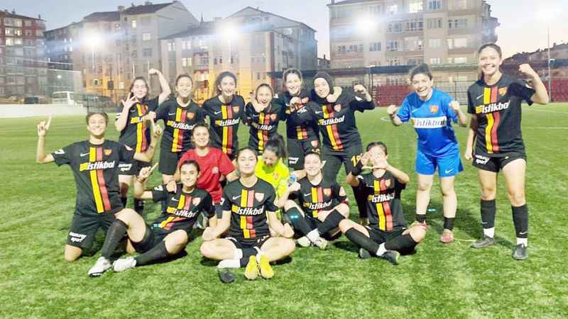 Kayseri Kadın Futbol Kulübü, U17 Kızlar Türkiye Şampiyonasında yarı finale yükseldi