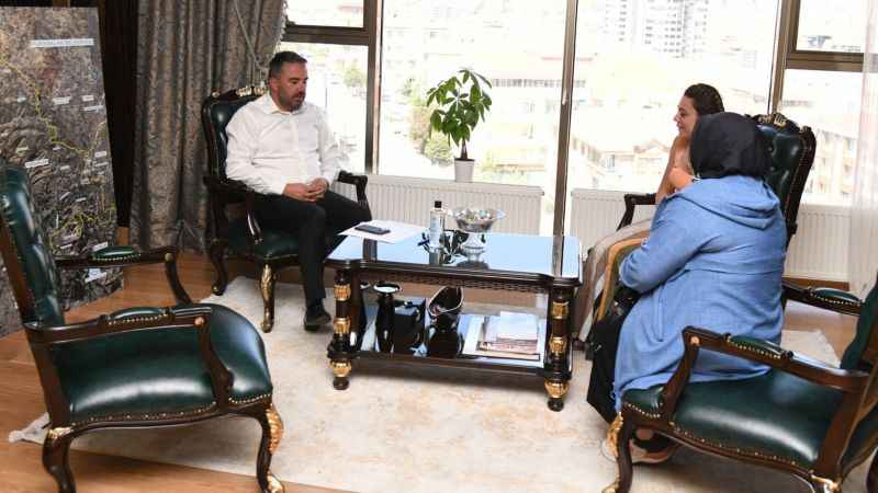 Ertuğrul Başkan Halk Günleri’nde Vatandaşları Dinliyor