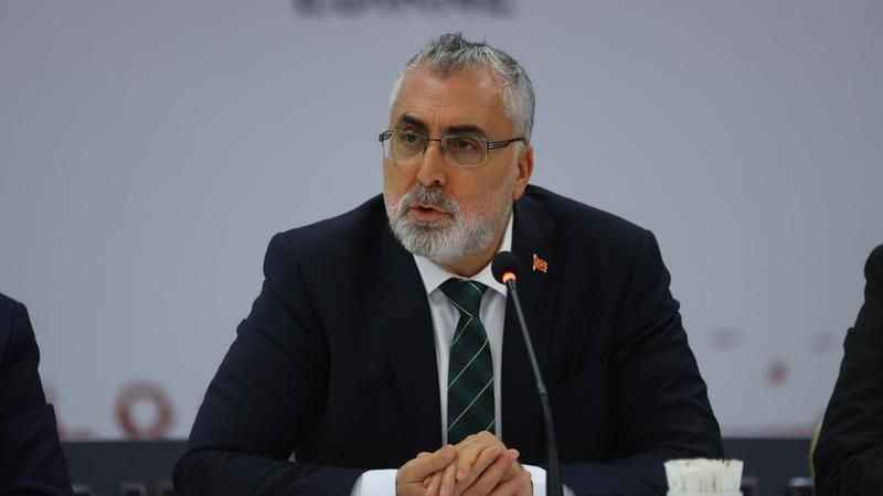Bakan Işıkhan açıkladı: Kamu görevlilerine ocak ayında yüzde 45’e kadar artış