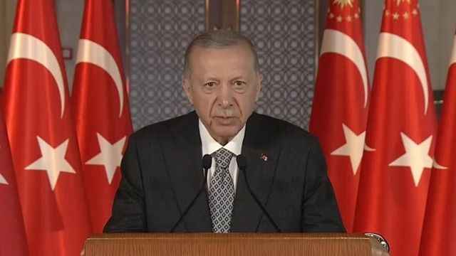Cumhurbaşkanı Erdoğan'dan Çanakkale'de ki yangına dair açıklama: Yayılması durduruldu