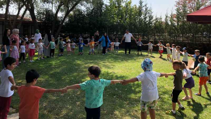 Pursaklar Belediyesi çocukları sevindirdi