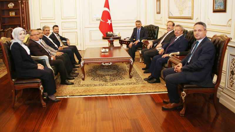 Yozgat Valisi Mehmet Ali Özkan'a hayırlı olsun ziyaretleri sürüyor