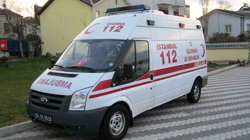 Ambulans Elektrik Kablolarına Takıldı, Başka Ambulansla Sevk Edilmek Zorunda Kaldı!