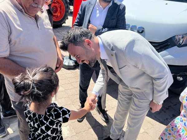 Ak Parti Yozgat Milletvekilleri Akgül ve Şahan, Vatandaşlarla Buluşarak Şehrin Nabzını Tutuyor