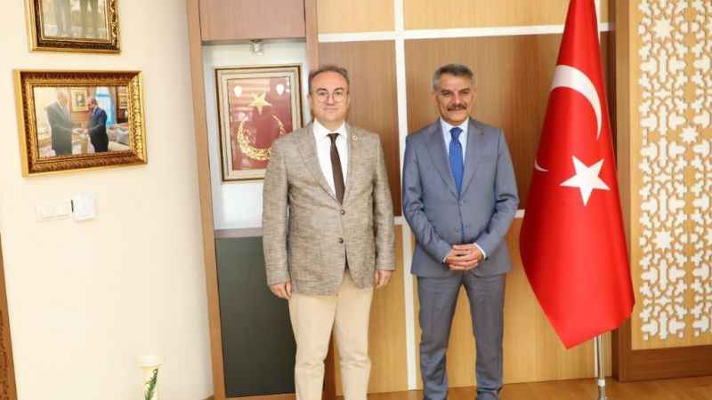 Yozgat Valisi Özkan’dan Rektör Yaşar’a hayırlı olsun ziyareti
