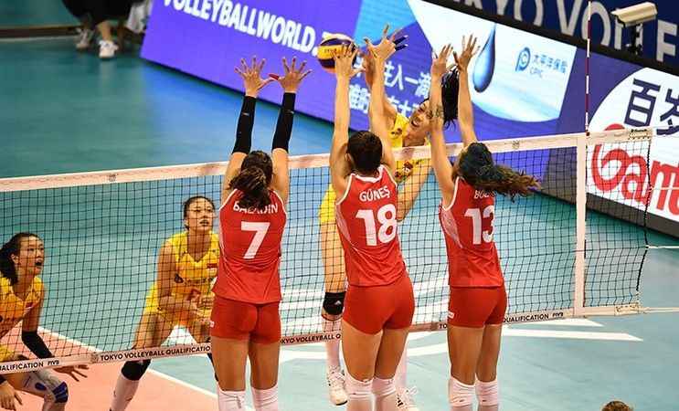 Filenin Sultanları: Türk Kadın Voleybolunun Gururu oldu. Filenin sultanları kimdir?