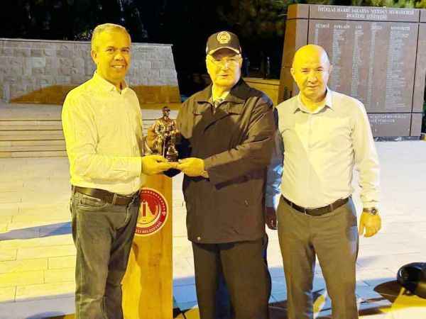 Cumhuriyetin 100. yılında 100 kilometrelik onur, şeref ve zafer koşusu Ankara’nın Polatlı İlçesinde başladı