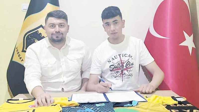 Yozgat 1. Amatör Küme Lİgi takımlarından Kalespor, Metehan Bulut'u kadrosuna kattı
