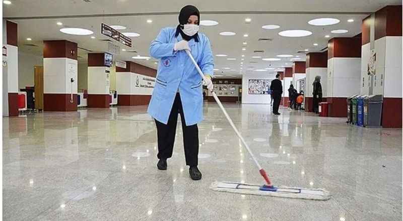 Yozgat'ta okullara İş-Kur tarafından temizlik personeli alınacak. Kura çekimi www.yozgatcamlik.com ile Çamlık TV'de canlı olarak yayınlanacak