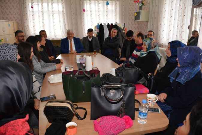 Yazıcı okulları denetledi