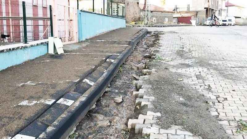 Felaketin boyutu gün ağarınca ortaya çıktı