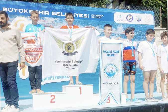 Yenimahalle Belediyesi sporcuları, madalyaları topladı