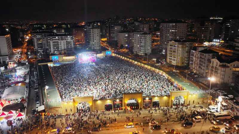 Sefo, Ankara’nın Etimesgut İlçesinde konser verdi