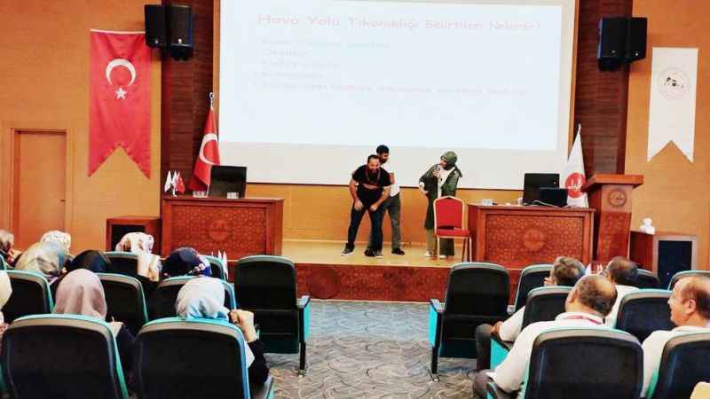 Yozgat’ta Hac ve Umre Organizasyonu Kafile Görevlilerine İlk Yardım Farkındalık Eğitimi Verildi