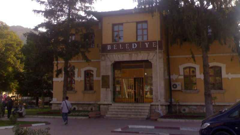 Tokat Belediye Başkanlığı şehir parkı kafeterya onarım işi yaptıracak