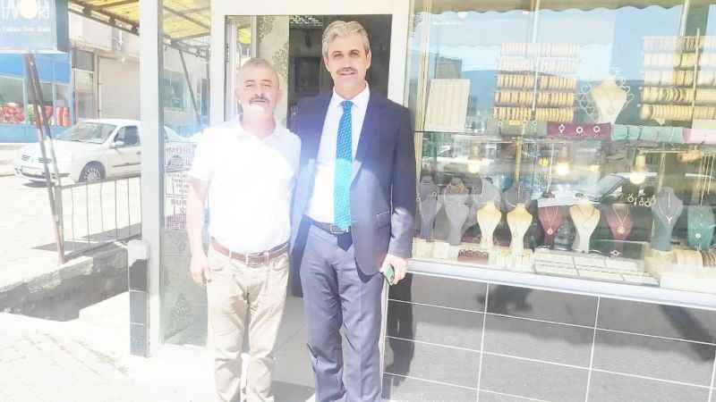 Yozgat Belediye Başkanı Celal Köse, hemşehrileri ile bir araya gelerek sorunlarını doğrudan dinlemeye odaklanıyor