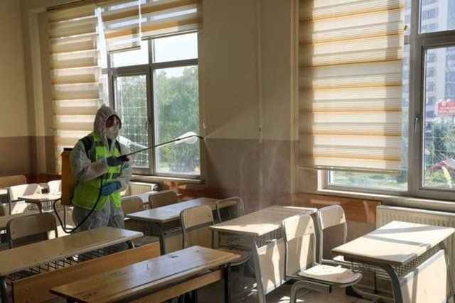Hastanelerde Personel Alımı: İŞKUR Üzerinden 18-49 Yaş Arası Hasta Kabul Kayıt Görevlisi Başvuruları Başladı!