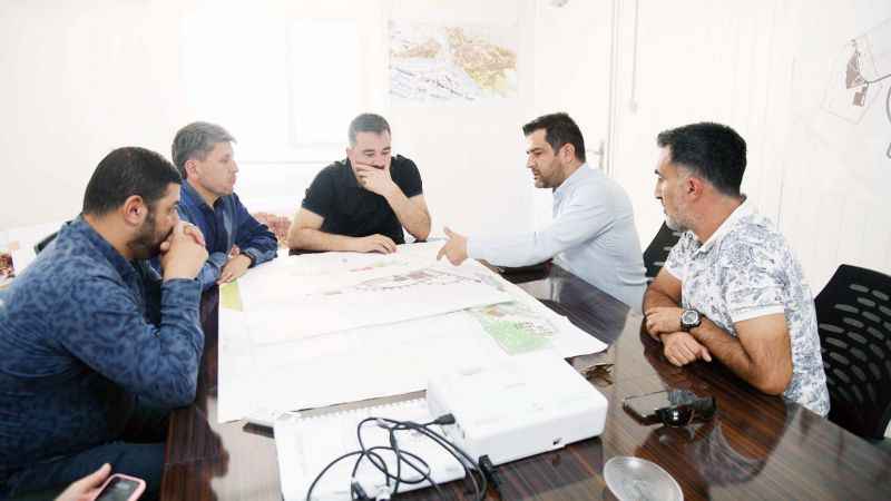 Ankara'nın Pursaklar İlçesinde yapılan millet bahçesinin yapımı sürüyor