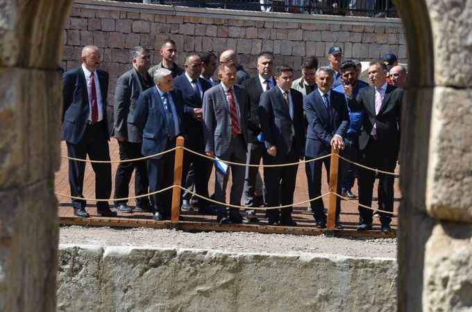Yozgat Sarıkaya'da tarihi bir miras. Yozgat Valisi Mehmet Ali Özkan'ı kendine hayran bıraktı