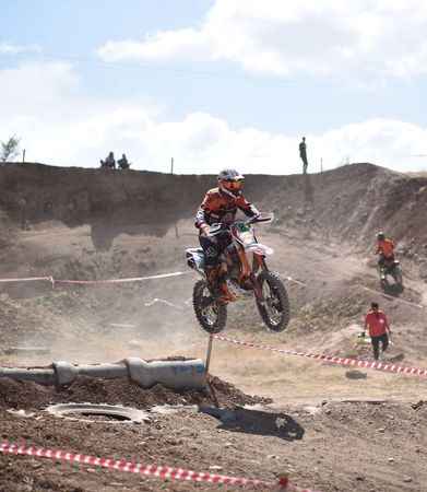 Çorum Belediyesi'nin İkincisi Düzenlediği Enduro Festivali'ne Yozgatlı motorcular damga vurdu