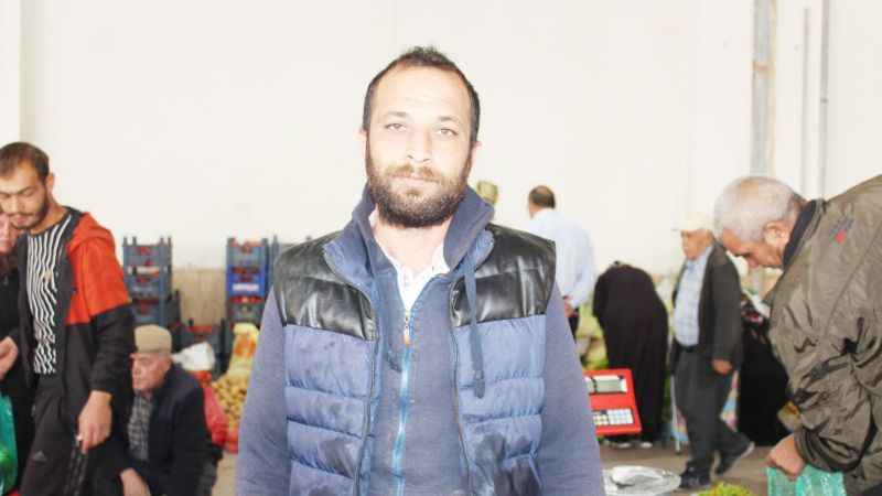 Yozgat’ta turşu zamanı… Yozgat’ta haftalık kurulan köylü pazarlarında turşu mesaisi başladı
