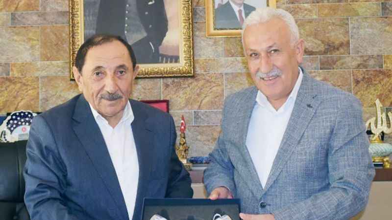 Yozgat'ta bir Belediye işçilerin rekor zam yaptı.. Sevindiren haberin Belediye Başkanı açıkladı
