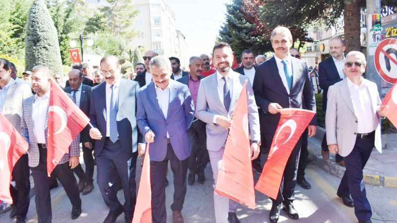 Yozgat Belediyesi Sürmeli Festivali'nde Kırkpınar Şampiyonlarıyla Yağlı Pehlivan Güreşi Heyecanı Yaşandı