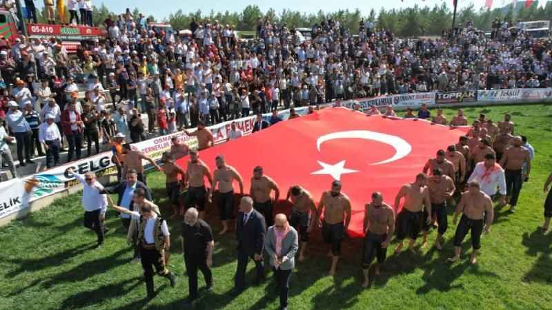 Osmancık'ta Başpehlivan Mustafa Doğan Özkaya Oldu