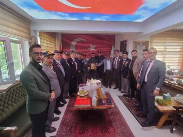 Boğazlıyanlı Kahraman Gaziler Ata'nın huzuruna çıktı