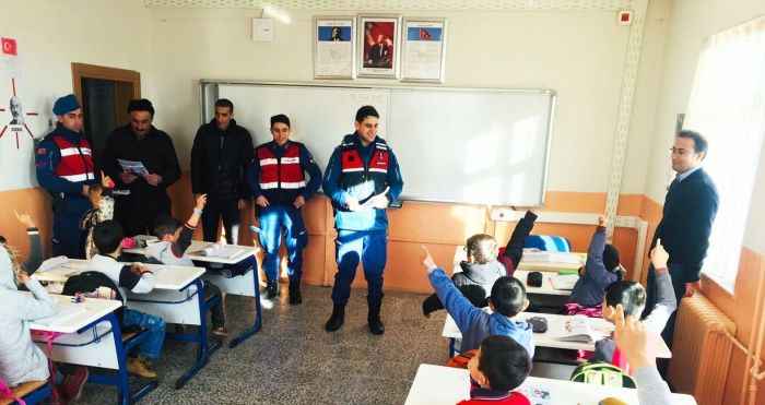 İYİ Kİ VARSIN JANDARMA