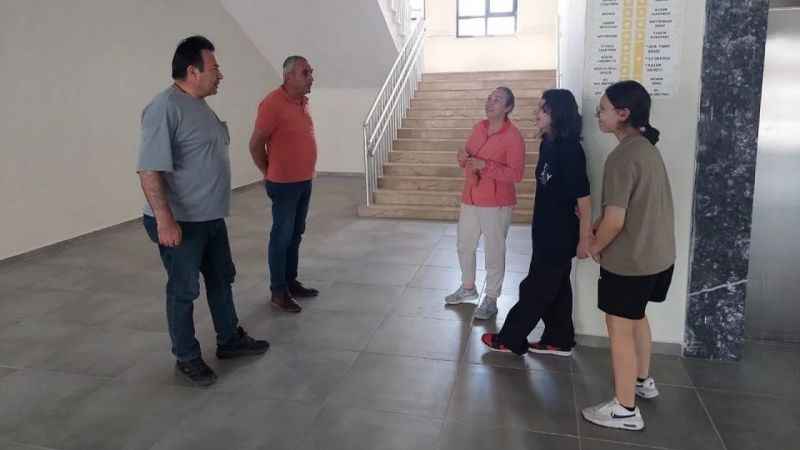 Kayseri Milli Eğitim Müdürü'nden Randevusuz Görüşme Kararı: 'Seninleyim Öğretmenim'