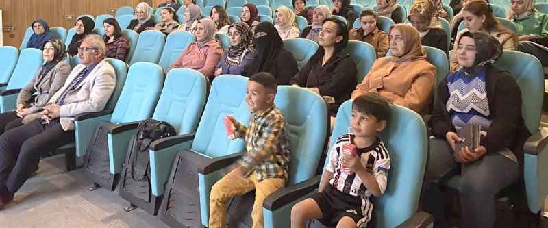 Yozgat Sosyal Hizmet Merkezi Müdürlüğü Aileleri bilgilendiriyor