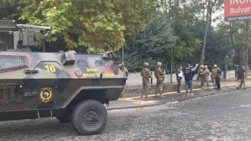 Başkent Ankara'da Emniyet Genel Müdürlüğü Önünde Terör Eylemi Kameralara Yansıdı