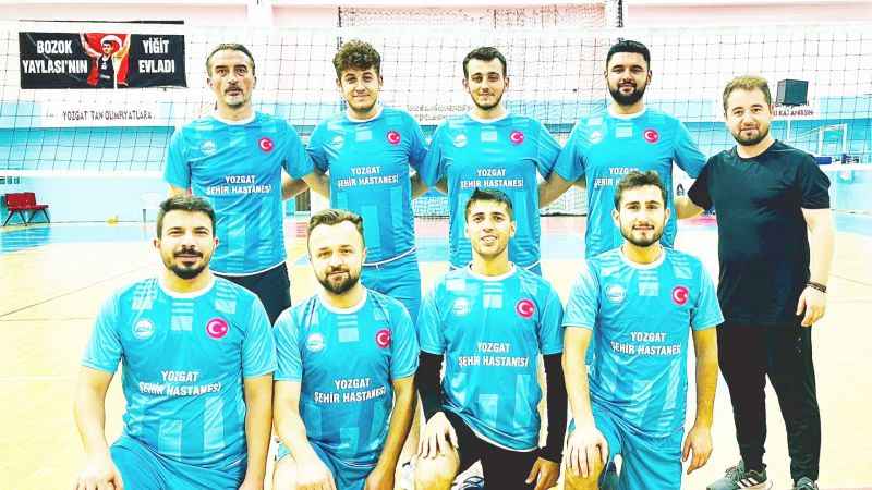 Yozgat Şehir Hastanesi Voleybol Takımı, Cumhuriyetin 100’ncü Yılında Finale Yükseldi