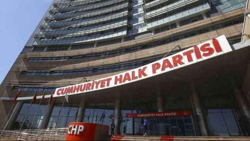 Unutulmaz Yarış: AK Parti, Ankara'da Yavaş'ın Rakibi Olarak Altınok'u Sahaya Sürüyor