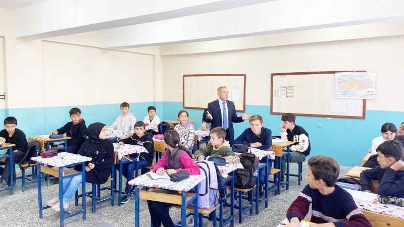 Yozgat'ta bir ilçede proje devam ediyor. Gençlerin geleceğine katklı sağlayacak