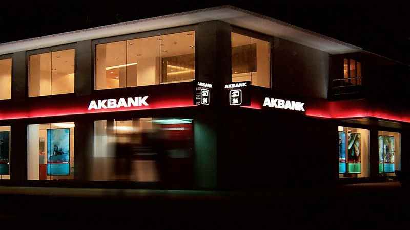 Akbank Kart Sahiplerine Özel Kredi Kampanyası! Bankamatik Kartınıza Ödeme Yapılıyor