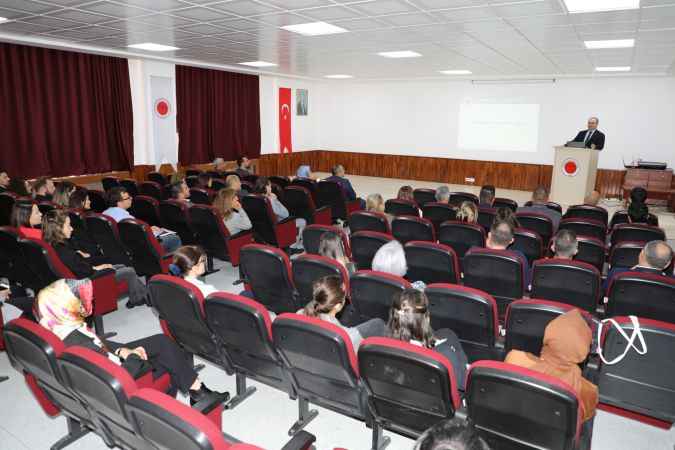 Bozok Üniversitesi Rektörü Yaşar: Öğretim üyelerine beklenti ve taleplerini iletti
