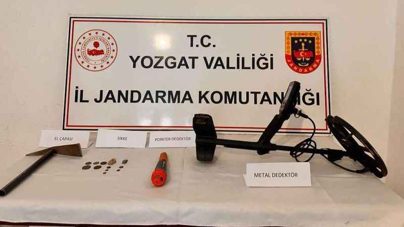 Yozgat’ta Kaçak kazıya geçit verilmiyor: Tarihi eserler ele geçirildi