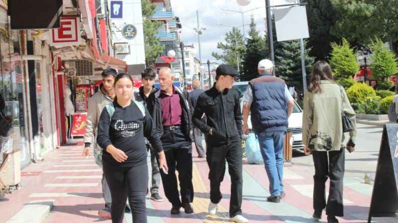 Yozgat Çamlık Medya, Halkın Dilinden "Langırdamak ve Erkek Mandaya Ne Denir" Deyişinin Sırlarını Arıyor