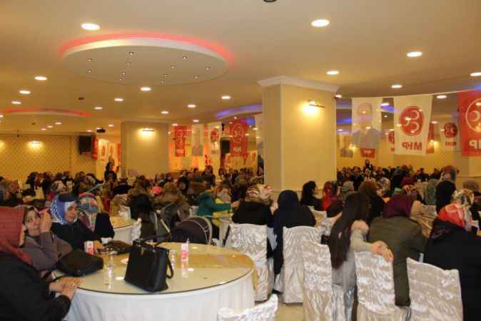 MHP'den kadınlara özel program
