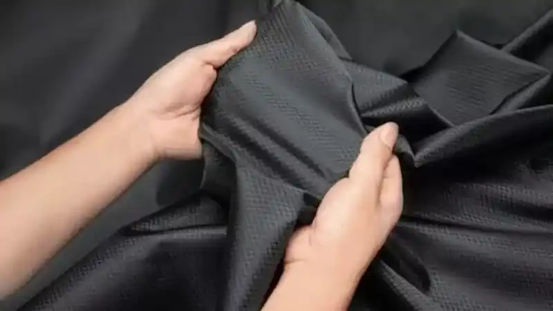 Polyester Kumaş Nedir?