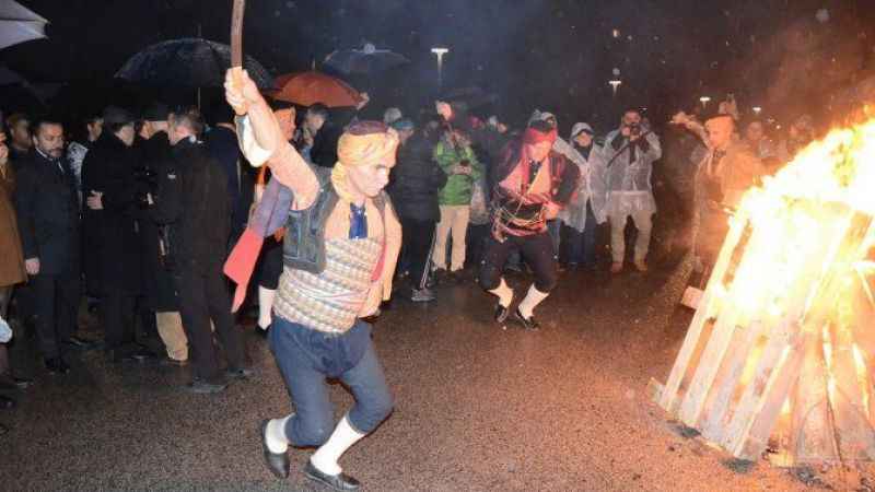 Ankara’nın Başkent Oluşunun 100 Yılı Efsanevi Sinsin Ateşi ve Seymenlerin Gösterisi ile Renklendi