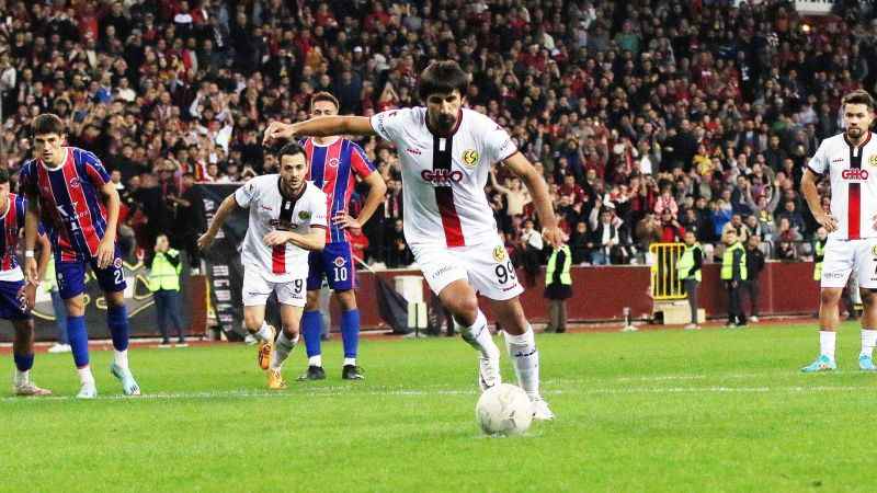 Yozgat Belediyesi Bozokspor’un eski golcüsü Ercan Kuruçay Eskişehirspor'u galibiyete taşıdı