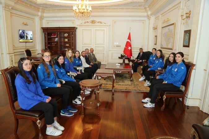 Yozgat Valisi Özkan: Sporun ve sporcunun her zaman yanındayım